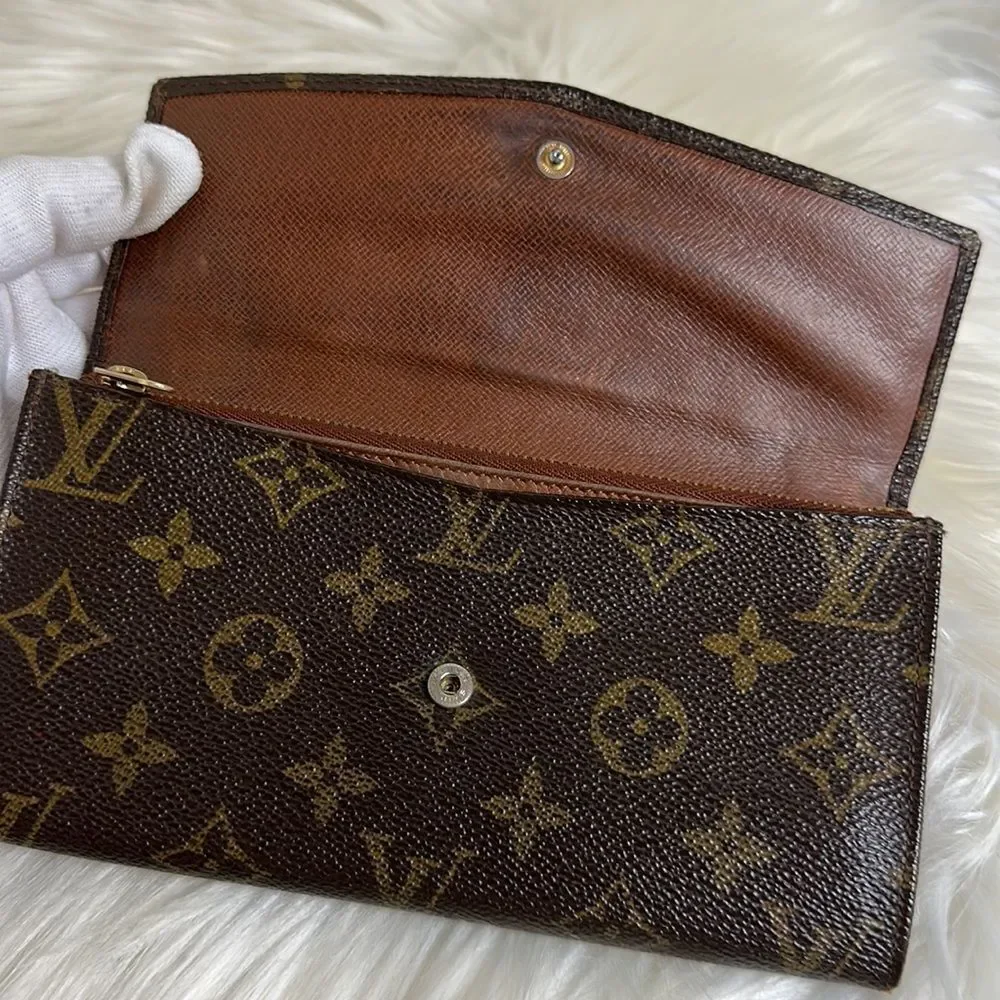 💯Authentic Louis Vuitton Monogram Long Wallet 🍀